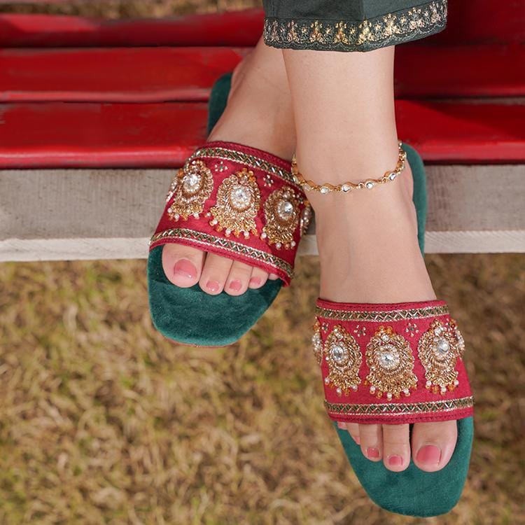 Shahi - Slider-Khussa-kolhapuri-dazzle-by-sarah